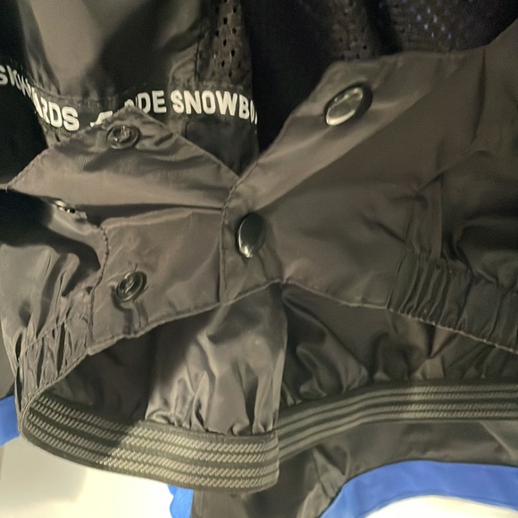 Snowboard jacket - Picture 7 of 10